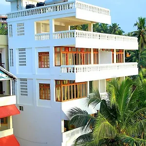 little-elephant-beach-resort.kerala-hotels.net/