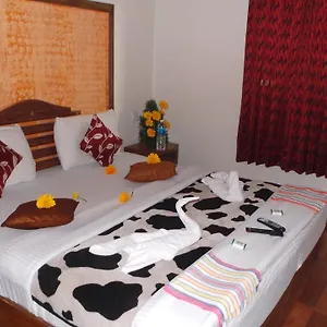 red-star-holidays.kerala-hotels.net/